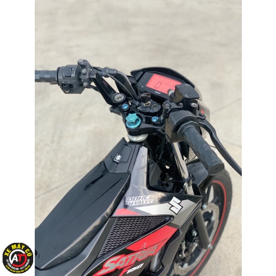 satria trang bom 