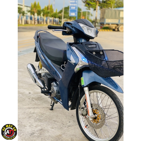 futer lex 2021 trang bom 