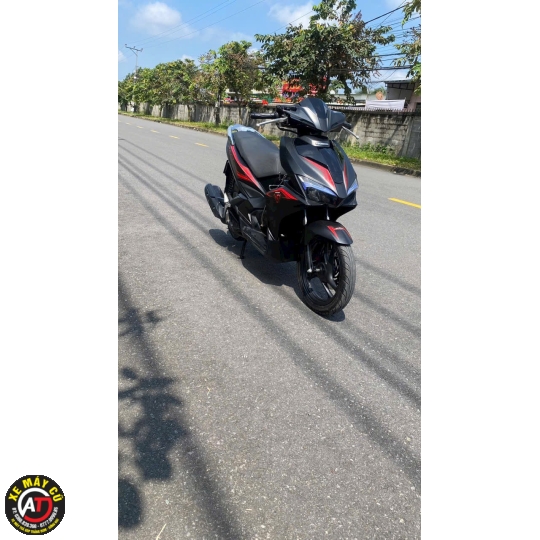 tay ga airblade trảng bom 