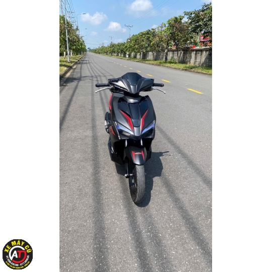 tay ga airblade trảng bom 