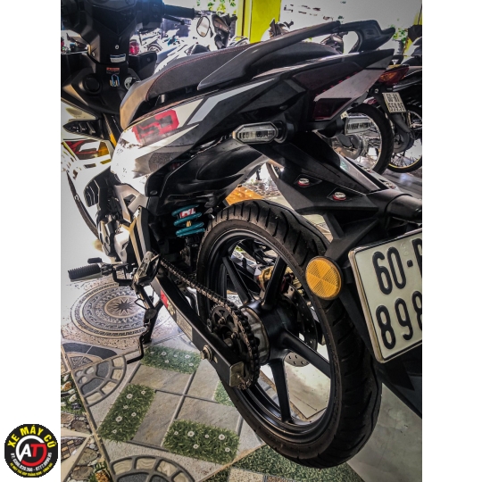 ex150trangbom